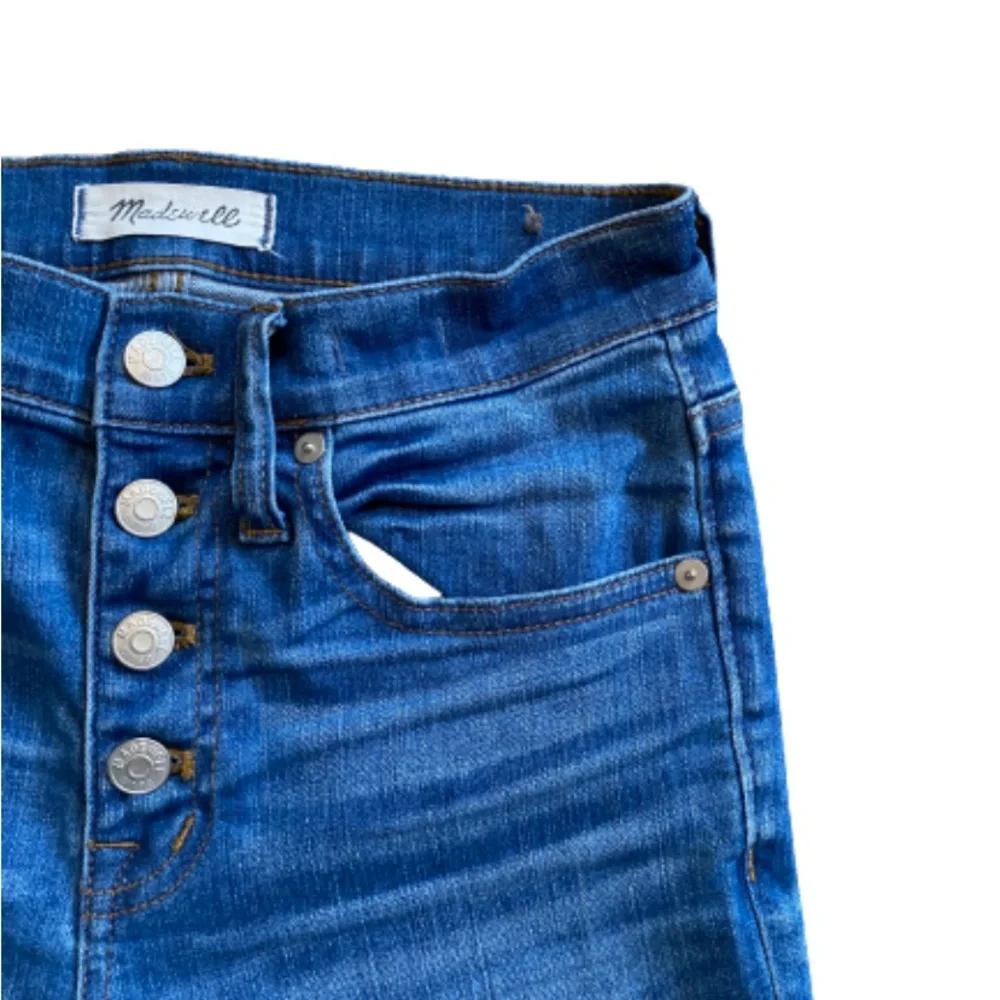 MADEWELL Cali Demi-Boot Jeans: Chewed-Hem Edition - 25 - Picture 6 of 12